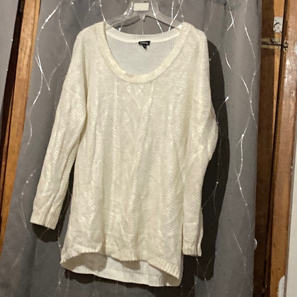 Torrid 2x white metallic cable knit sweater